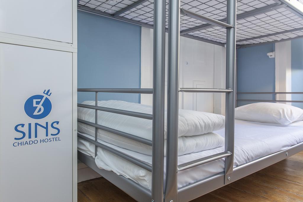 5 Sins Chiado Hostel Lisbon Luaran gambar